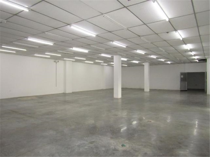 Local en Arriendo - Vista 2