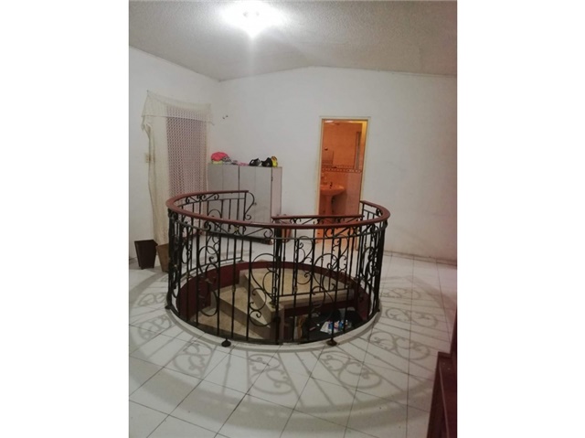Casa de 7 alcobas en venta en Miraflores, Cali, 290 m² · foto 14 de 24