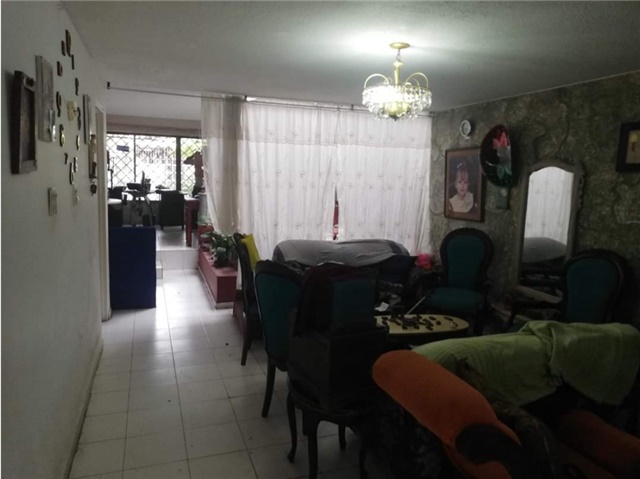 Casa de 7 alcobas en venta en Miraflores, Cali, 290 m² · foto 15 de 24