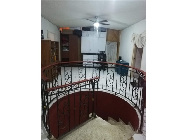 Casa de 7 alcobas en venta en Miraflores, Cali, 290 m² · foto 22 de 24