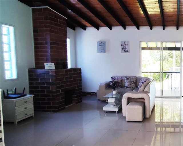 Casa de 2 alcobas en venta en La Frontera, Envigado, 360 m² · foto 3 de 14