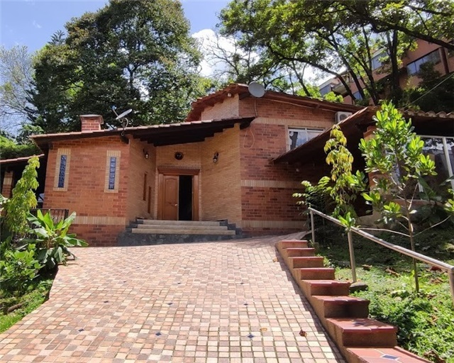 Casa de 2 alcobas en venta en La Frontera, Envigado, 360 m² · foto 11 de 14