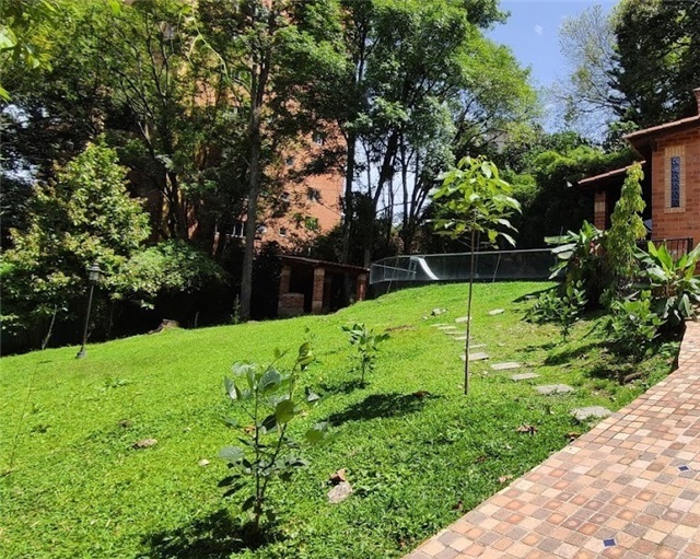 Casa de 2 alcobas en venta en La Frontera, Envigado, 360 m² · foto 13 de 14