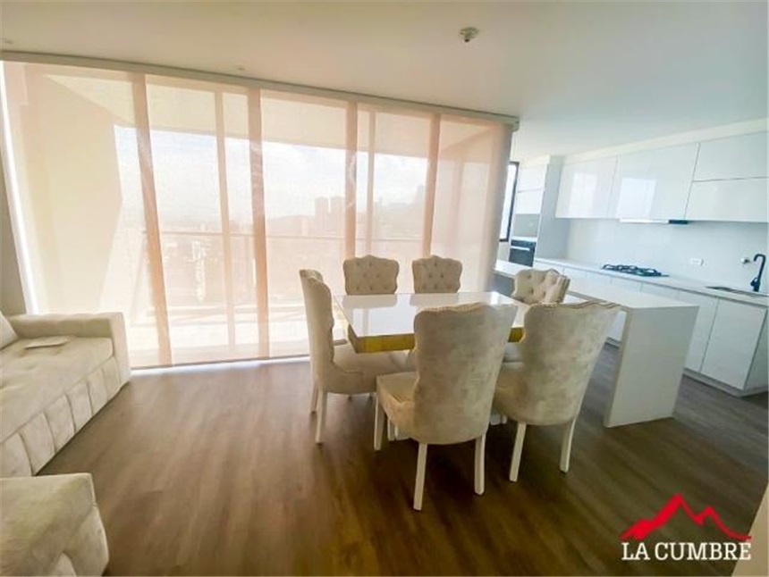 Apartamento en arriendo en El Poblado, Medellín · foto 5 de 17