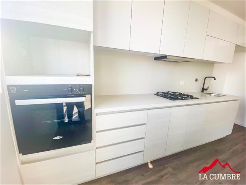 Apartamento en arriendo en El Poblado, Medellín · foto 7 de 17
