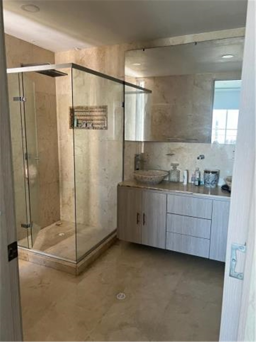 Apartamento de 4 alcobas en venta en Altos Del Prado, Barranquilla, 186 m² · foto 9 de 17
