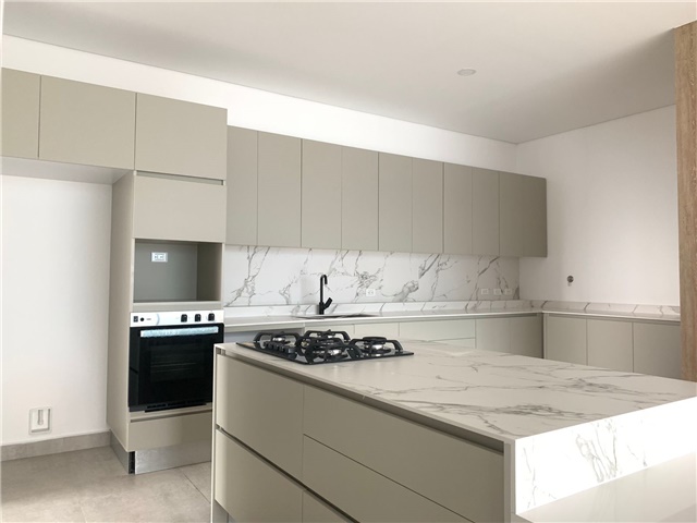Apartamento en venta en Loma De Las Brujas, Envigado · foto 8 de 19