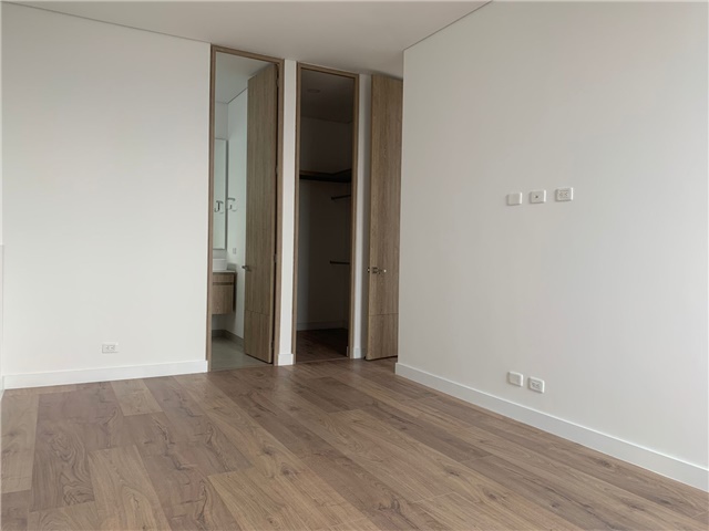Apartamento en venta en Loma De Las Brujas, Envigado · foto 13 de 19