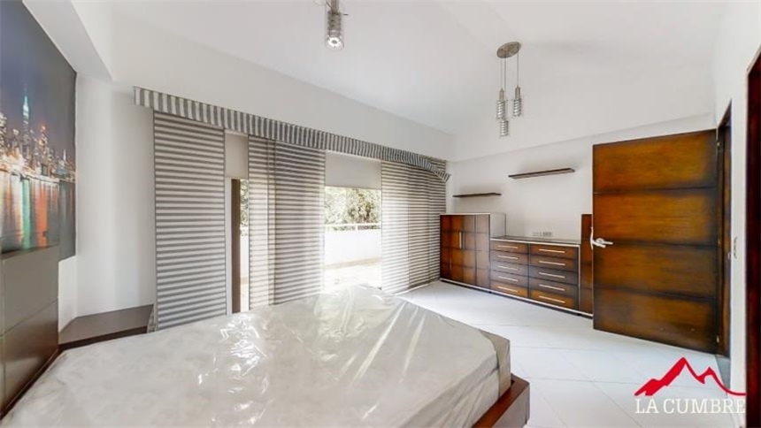 Casa de 6 alcobas en venta en Granizal, Medellín, 330 m² · foto 15 de 19