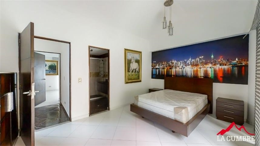Casa de 6 alcobas en venta en Granizal, Medellín, 330 m² · foto 14 de 19
