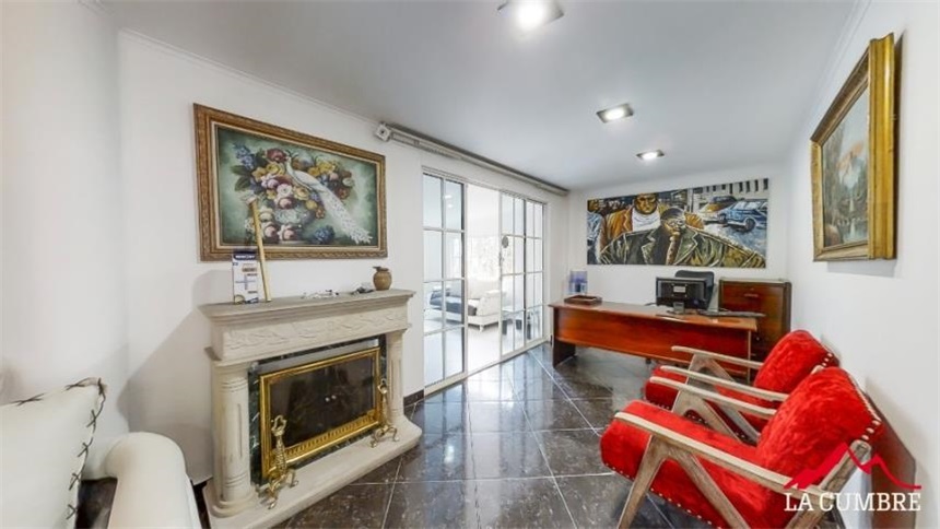 Casa de 6 alcobas en venta en Granizal, Medellín, 330 m² · foto 11 de 19