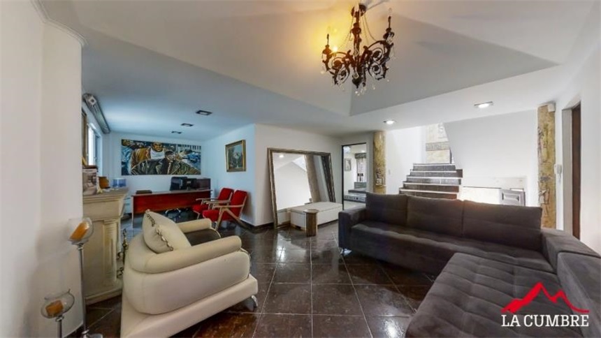 Casa de 6 alcobas en venta en Granizal, Medellín, 330 m² · foto 9 de 19