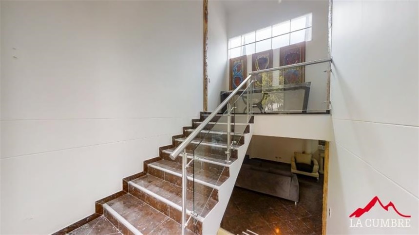 Casa de 6 alcobas en venta en Granizal, Medellín, 330 m² · foto 12 de 19