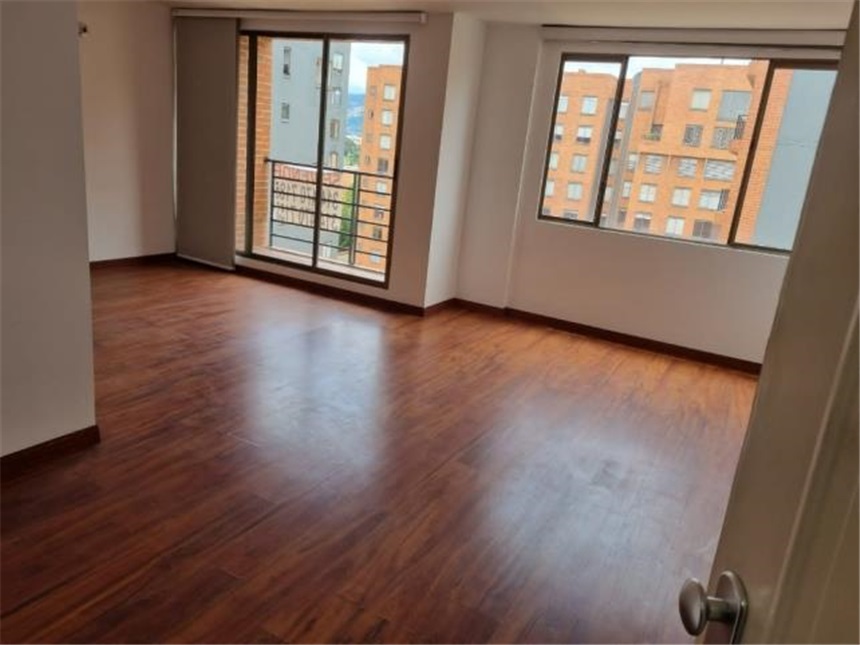 Piso – Bogotá, Rincón de Granada, Localidad Suba
