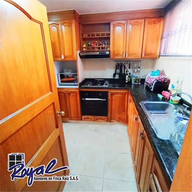 Casa en venta en Colina Campestre, Bogotá · foto 3 de 24