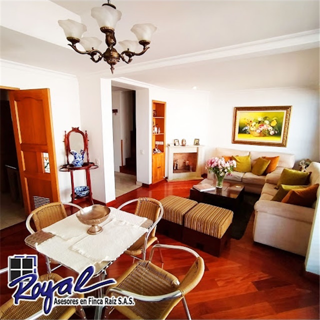 Casa en venta en Colina Campestre, Bogotá · foto 8 de 24