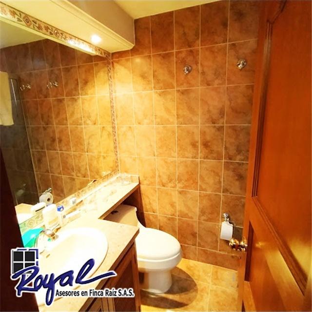 Casa en venta en Colina Campestre, Bogotá · foto 18 de 24