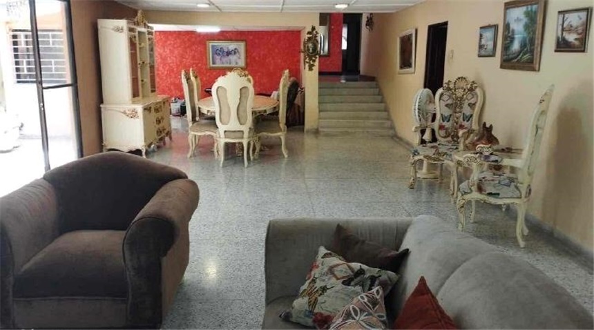 Casa en venta en El Poblado, Barranquilla · foto 8 de 23