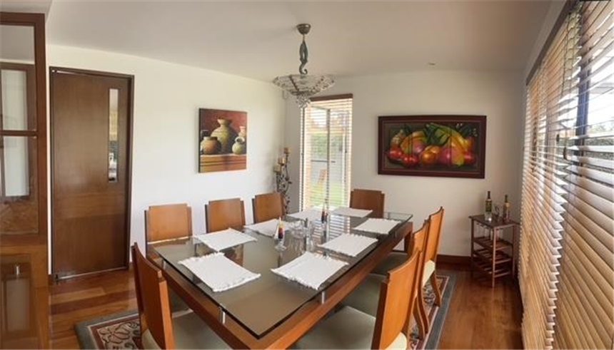 Casa de 5 alcobas en venta en Casa Blanca, Bogotá, 315 m² · foto 5 de 24