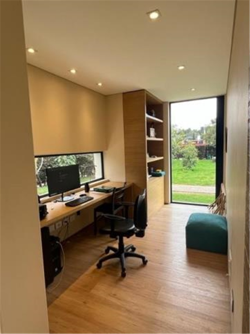 Casa de 5 alcobas en venta en Engativá, Bogotá, 600 m² · foto 17 de 24