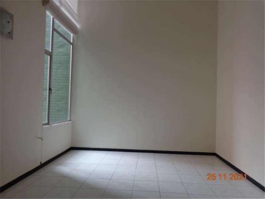 Piso – Bogotá, Campanella, Localidad Suba - Más