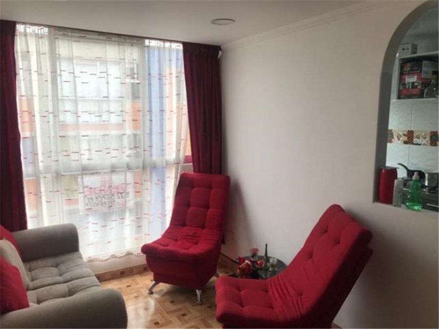 Piso – Bogotá, Usme Centro - Más