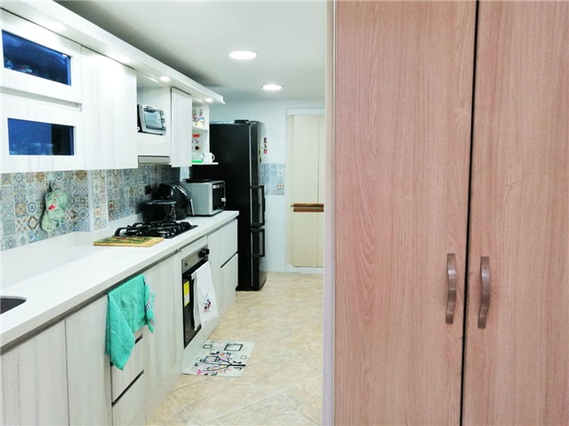 Apartamento de 3 alcobas en venta en El Diamante 2, Medellín, 152 m² · foto 5 de 14