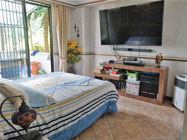 Apartamento de 3 alcobas en venta en El Diamante 2, Medellín, 152 m² · foto 7 de 14