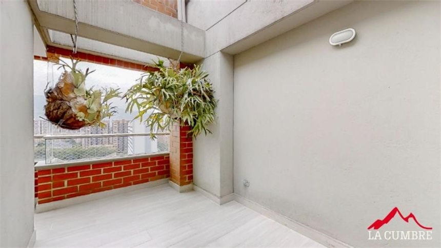 Apartamento de 3 alcobas en arriendo en Torres De Santa Barbara, Envigado, 156 m² · foto 3 de 14