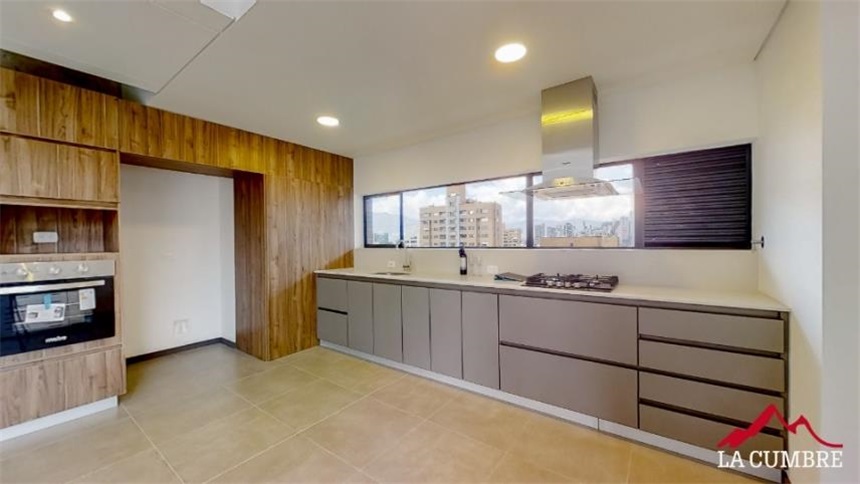Apartamento de 3 alcobas en arriendo en Alejandría, Medellín, 180 m² · foto 2 de 12