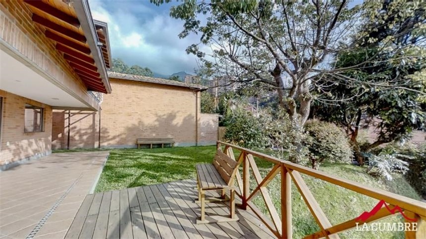 Casa en venta en El Poblado, Medellín 3
