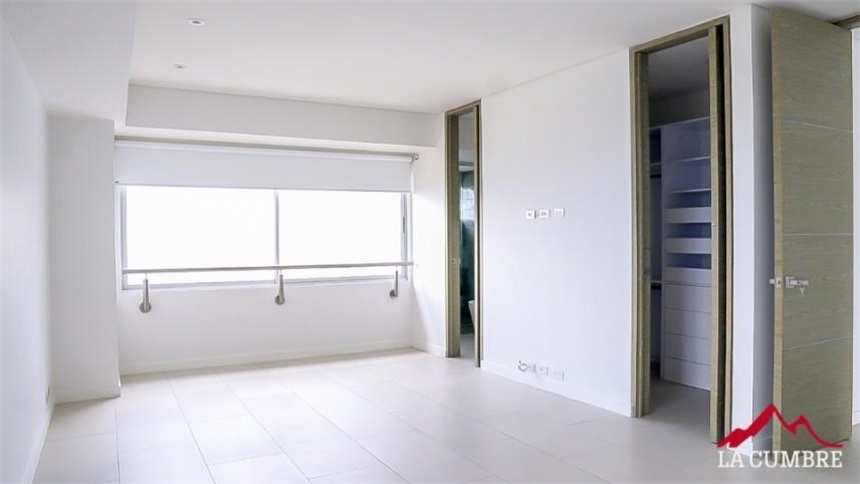 Apartamento de 5 alcobas en arriendo en San Lucas, Medellín, 770 m² · foto 10 de 12