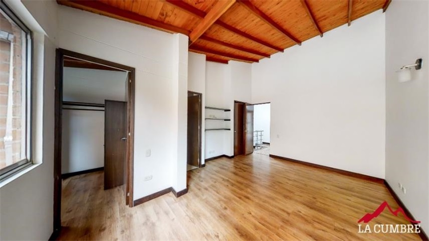 Casa de 3 alcobas en venta en El Esmeraldal, Envigado, 150 m² · foto 10 de 12