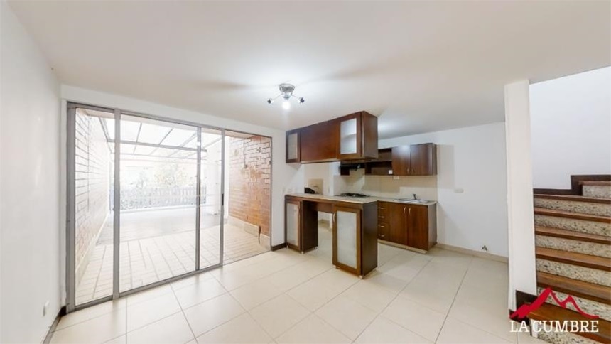 Casa de 3 alcobas en venta en El Esmeraldal, Envigado, 150 m² · foto 5 de 12