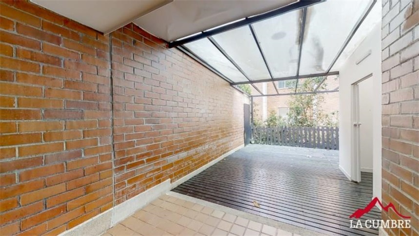 Casa de 3 alcobas en venta en El Esmeraldal, Envigado, 150 m² · foto 2 de 12