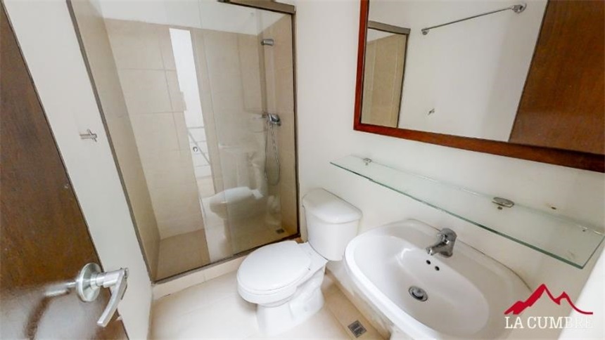 Casa de 3 alcobas en venta en El Esmeraldal, Envigado, 150 m² · foto 11 de 12