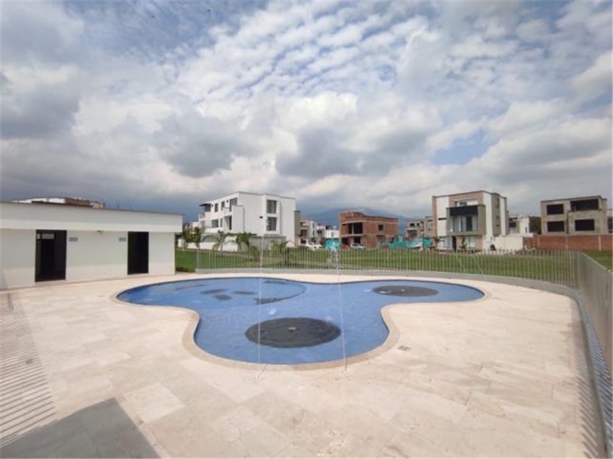 Casa de 4 alcobas en venta en Cristobal Colon, Cali, 350 m² · foto 15 de 18