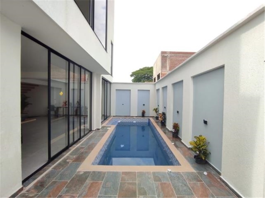 Casa de 4 alcobas en venta en Cristobal Colon, Cali, 350 m² · foto 17 de 18