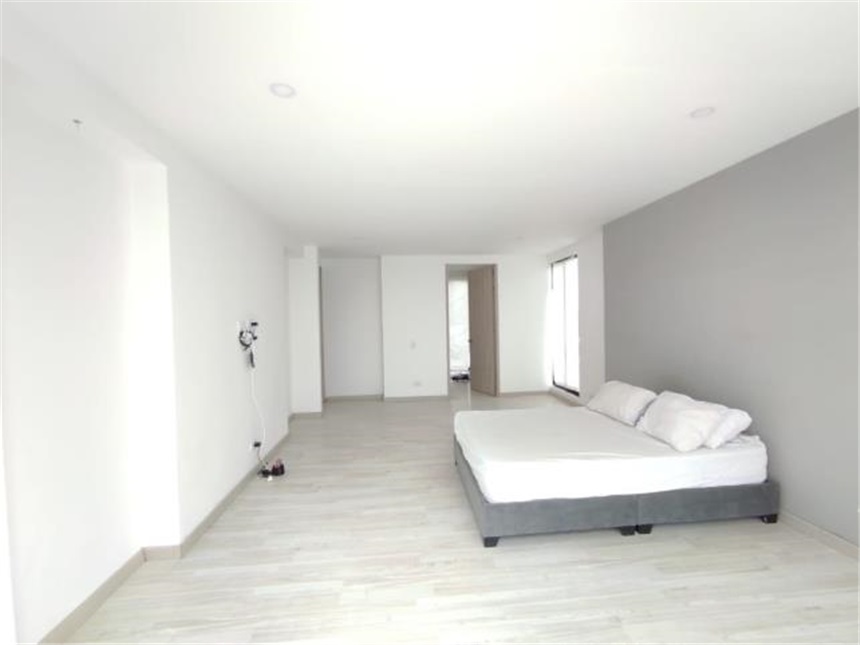 Casa de 4 alcobas en venta en Cristobal Colon, Cali, 350 m² · foto 8 de 18