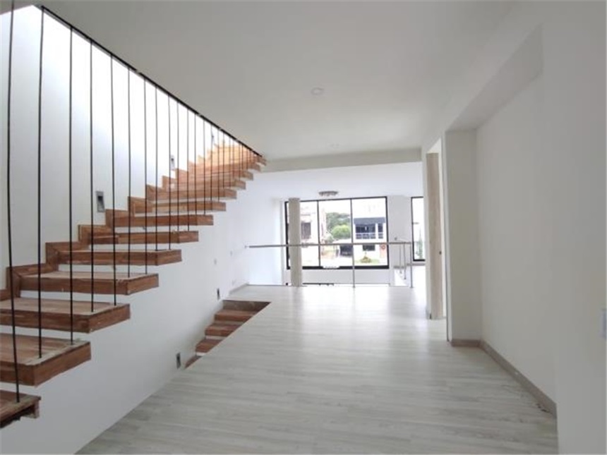 Casa de 4 alcobas en venta en Cristobal Colon, Cali, 350 m² · foto 5 de 18