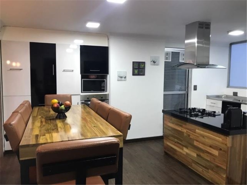 Piso – Bogotá, Chicó Lago - Vista 2