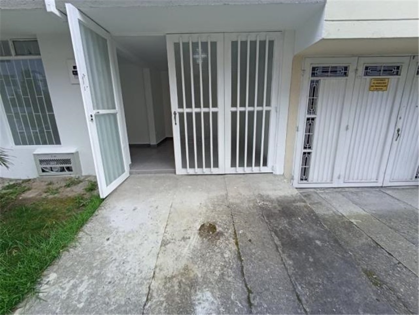 Local en Arriendo - Vista 2