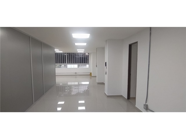 Oficina en Arriendo - Vista 2