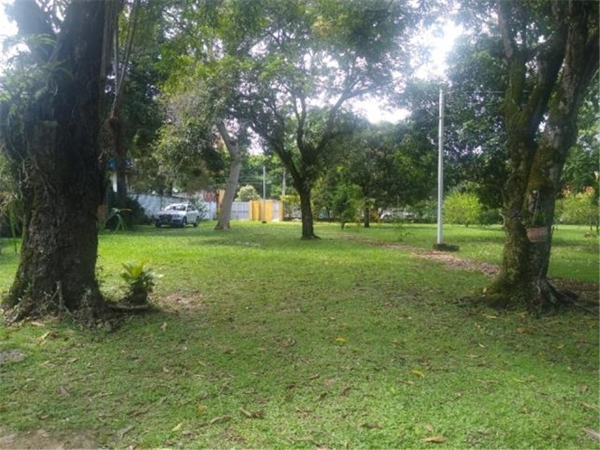 Lote en Venta – další