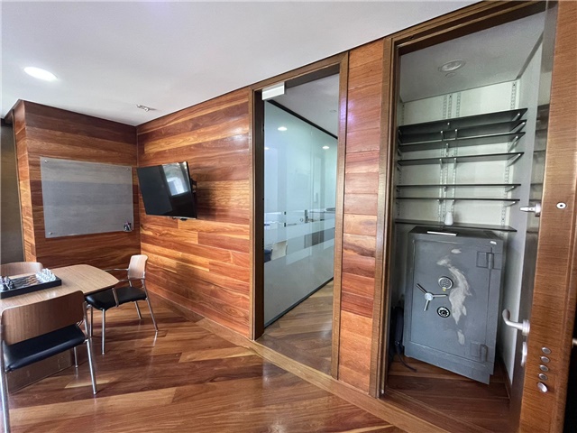 Oficina en venta en Santa Maria De Los Angeles, Medellín, 79 m² · foto 3 de 5