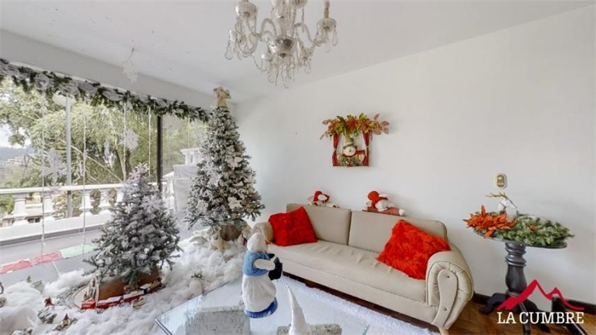 Casa de 3 alcobas en venta en El Tesoro, Medellín, 308 m² · foto 6 de 12
