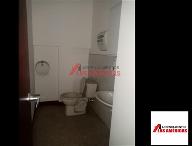 Local en Arriendo - Vista 2