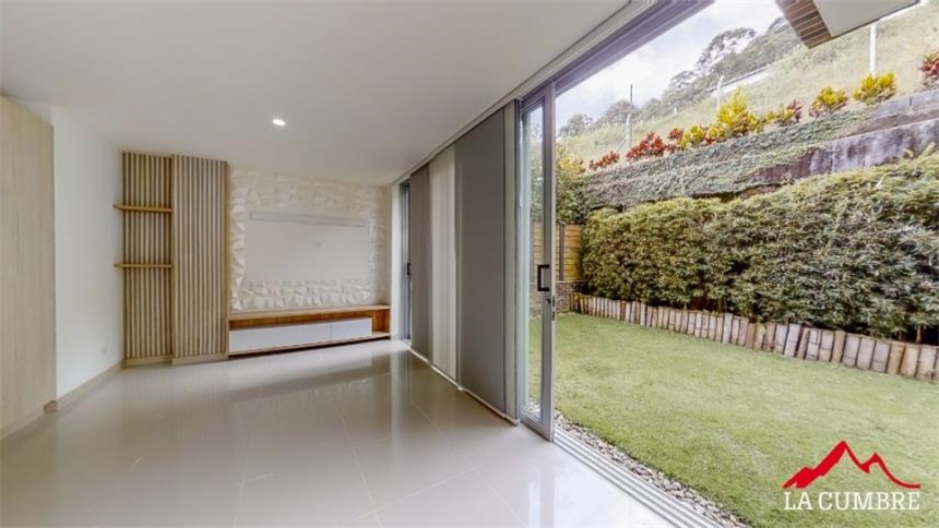 Casa de 3 alcobas en venta en Medellín, 181 m² · foto 7 de 12