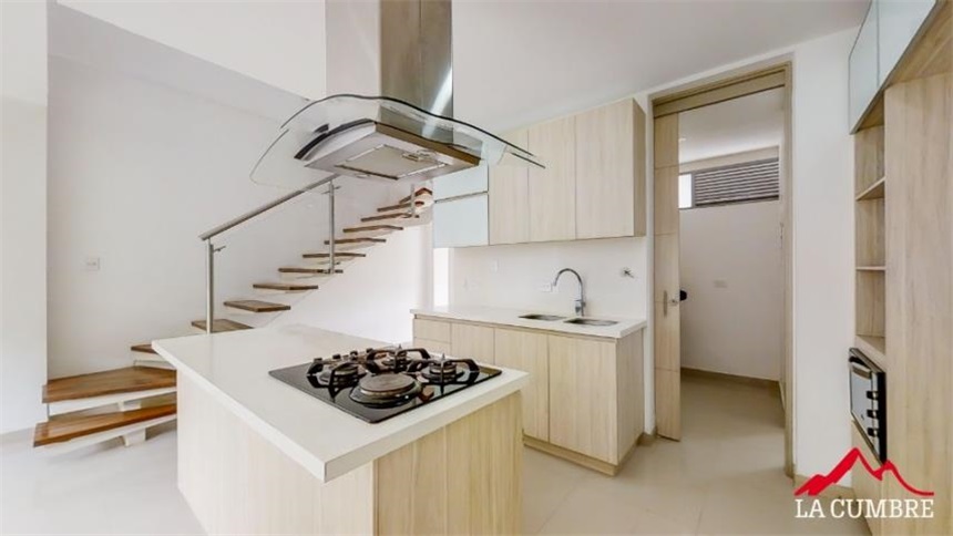 Casa de 3 alcobas en arriendo en Medellín, 181 m² · foto 5 de 12