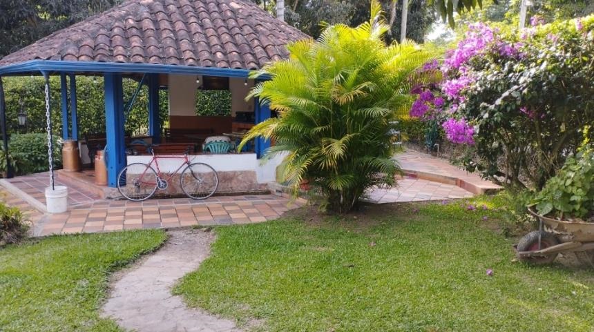 Casa de 4 alcobas en venta en Los Colorados, Piedecuesta, 970 m² · foto 2 de 22